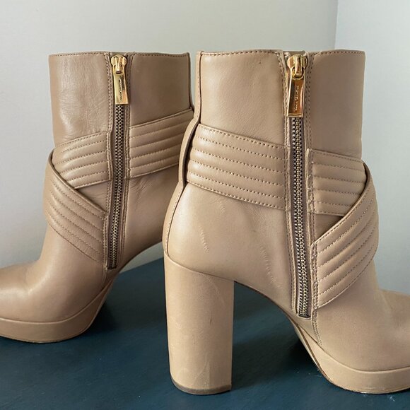 Michael Kors Heeled Platform Booties size 8 M - Picture 2 of 4